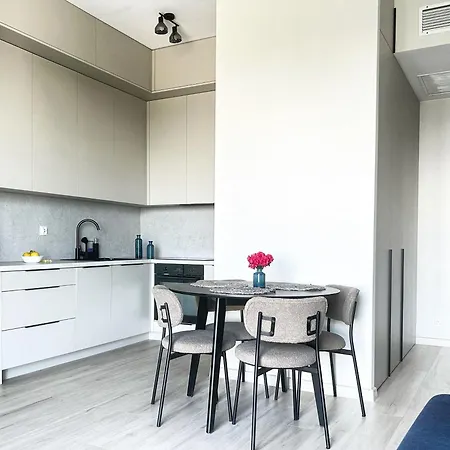 Apartament 17th Floor Sunrise Hanza Tower *